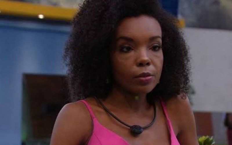 BBB20 - Thelma sobre os brothers: “Eles têm comentários machistas, homofóbicos”