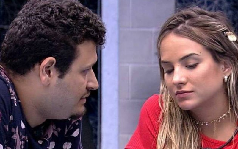 BBB20 - Victor Hugo aconselha Gabi: “Você não é obrigada a nada”