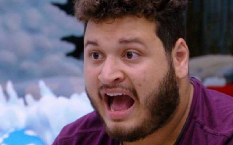 BBB20 - Victor Hugo faz revelação intima: “Sou virgem”