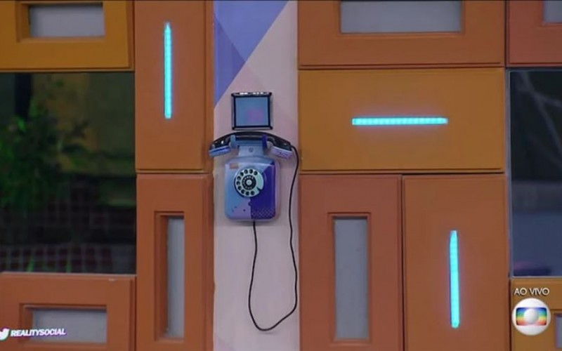 Boninho confirma: Big Fone vai tocar três vezes de novo no reality - BBB21