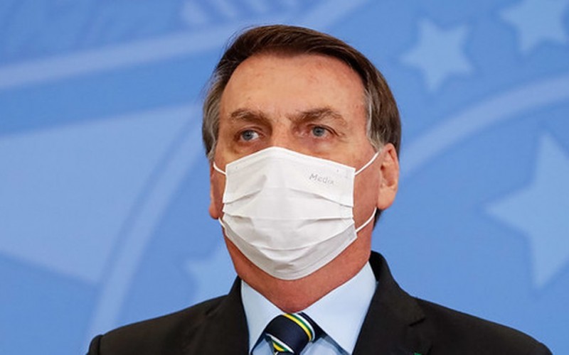 BOLSONARO ESTÁ COM COVID-19