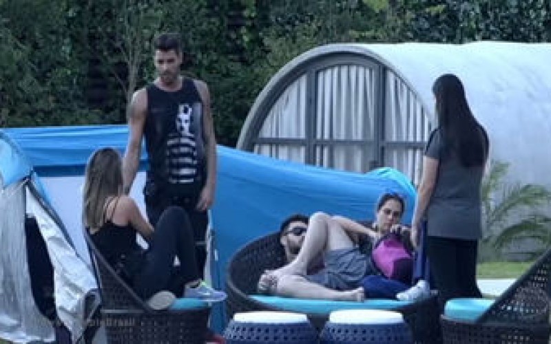 Competidores que estão na DR se emocionam após a Prova dos Casais