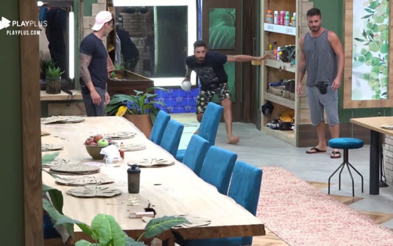 Diego Grossi não acerta 