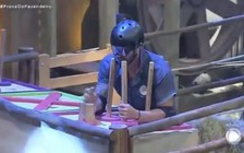 Diego sente joelho e Netto se torna sétimo Fazendeiro da temporada 