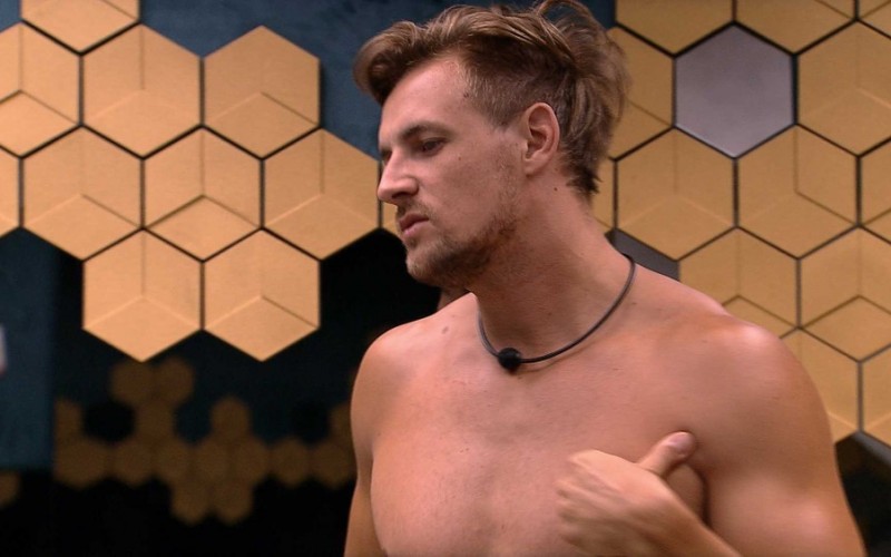 Diego sobre Hariany e Paula: 