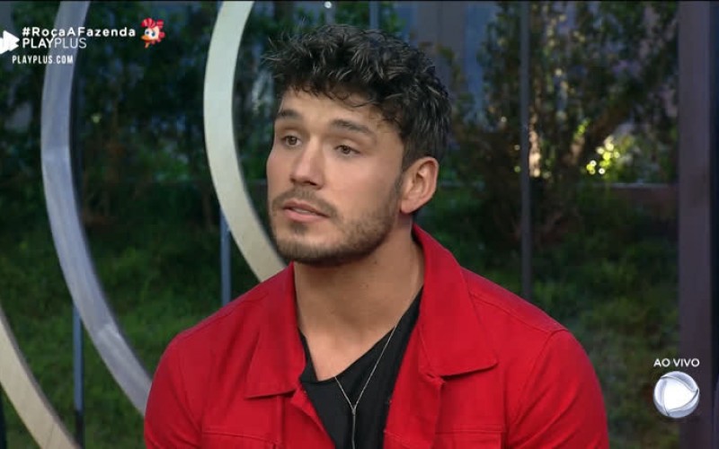 Dono do Poder da Chama Vermelha, Lucas anula votos de Viny e Sabrina