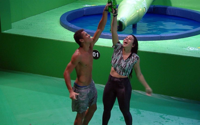 Elana e Danrley são os últimos a sair da Prova do Líder Sprite