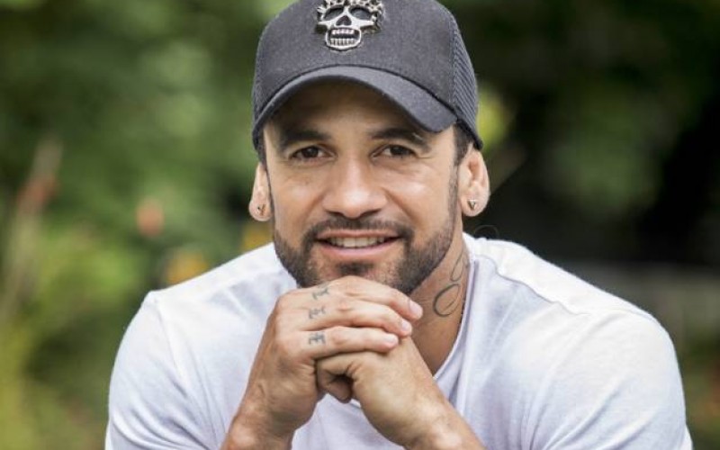 Eliminado do ‘BBB20’, Hadson realiza teste para coronavírus