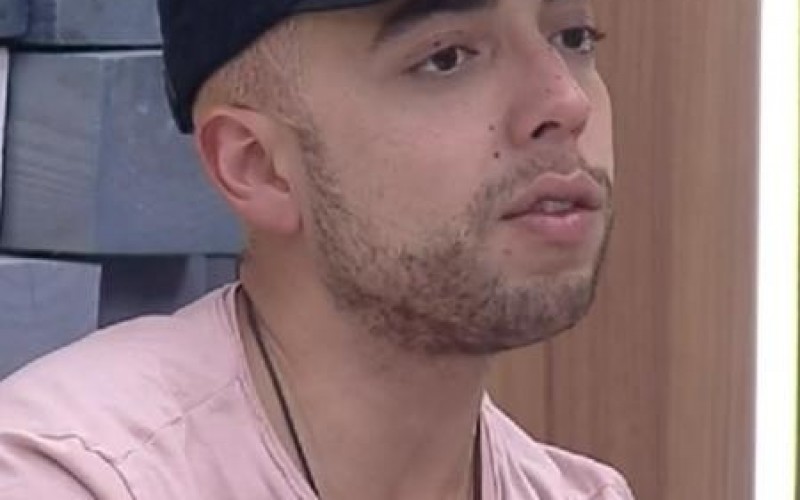 Eliminado de A Fazenda, Lucas Selfie diz que Jojô é 