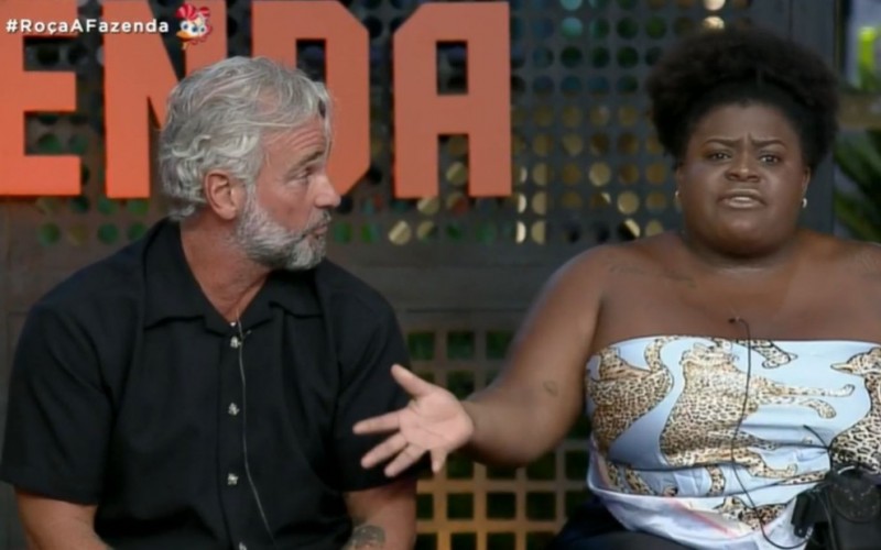 Em A Fazenda 12, Jojo se irrita com palestra de Mateus na roça: 