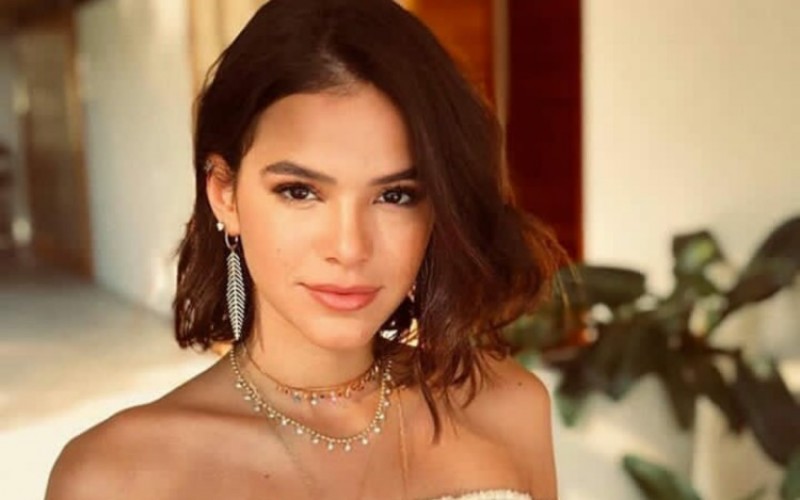 “Emagreci da forma mais saudável possível”, afirma Bruna Marquezine