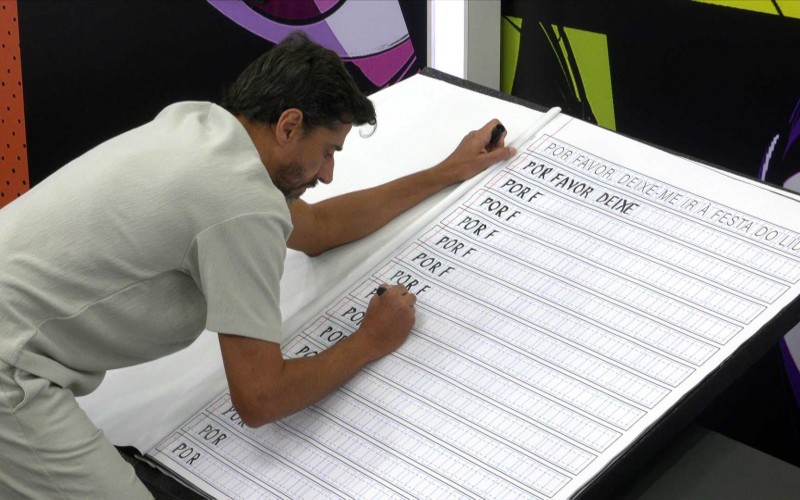 Alberto Cowboy inicia desafio do Barrado no Baile