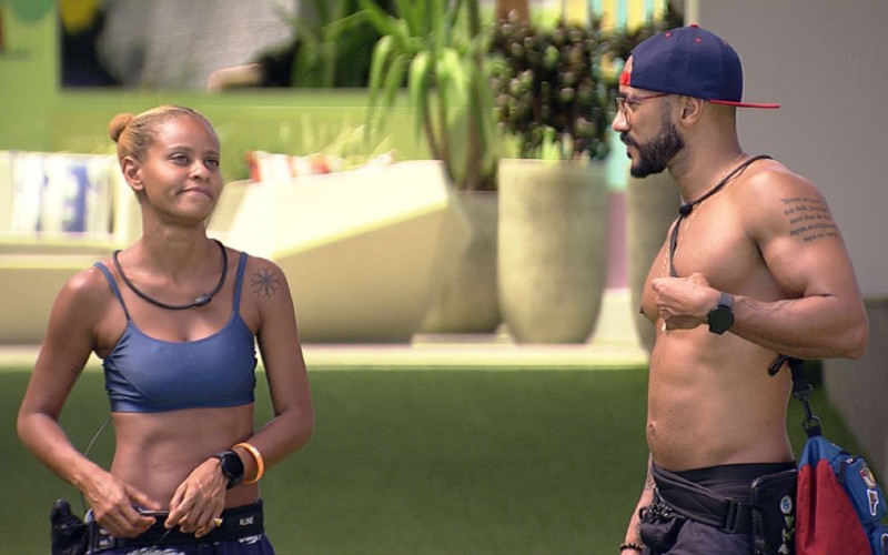 Aline Wirley explica seu jogo para Ricardo: 