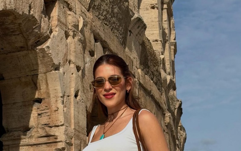 Ana Clara abre álbum de fotos de férias em Roma