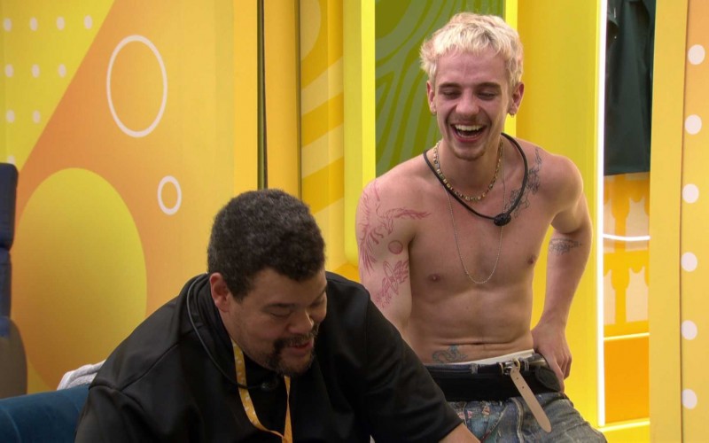 Após a festa, Babu Santana acorda a casa no BBB 26