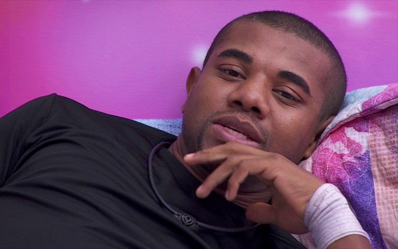 Após prova do Anjo, Davi brinca: 