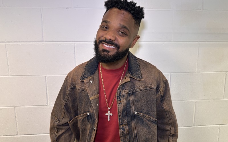 Arlindinho comenta estreia no BBB 26 em show com Diogo Nogueira: 