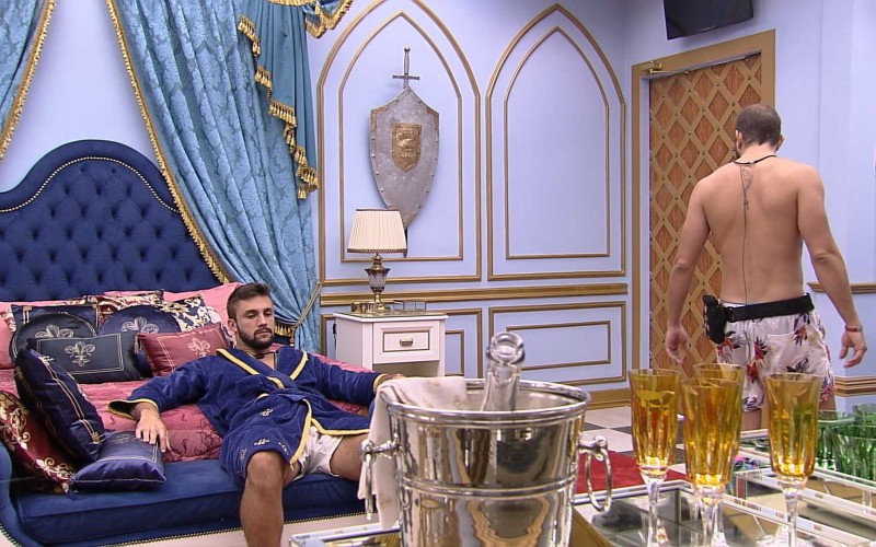 Arthur e Caio conversam sobre próximo Paredão do BBB21