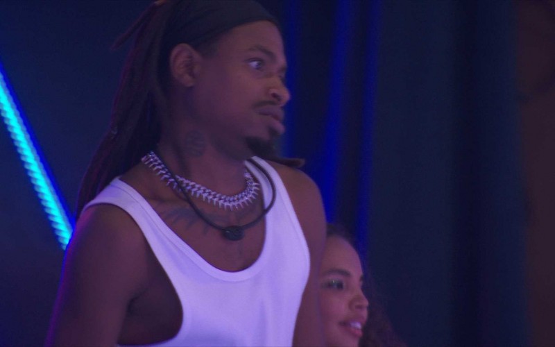 BBB 24: Luigi se empolga ao som de Bob Marley na festa