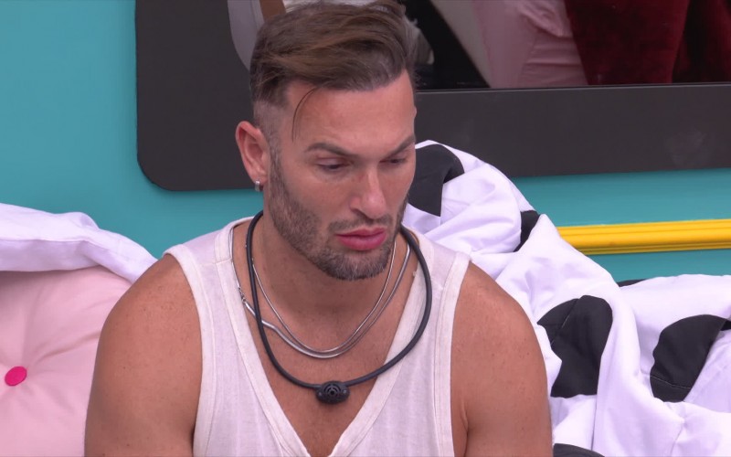 BBB 25: confira as reações dos brothers às fofocas do RoBBB Seu Fifi