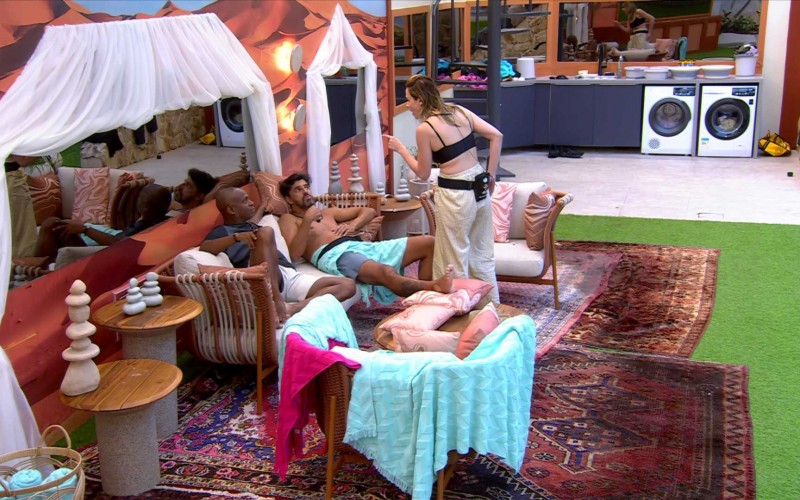 Ana Paula Renault e Alberto Cowboy voltam a discutir e sister dispara: 