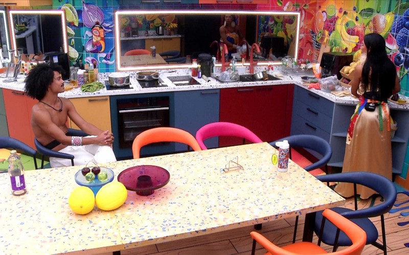 Breno não poupa elogios para Marciele: 