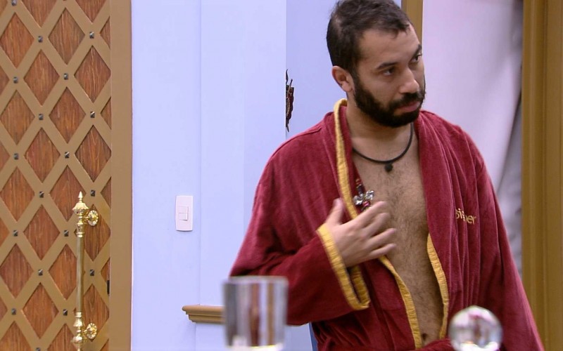 Brothers acordam após madrugada de nova liderança no BBB21