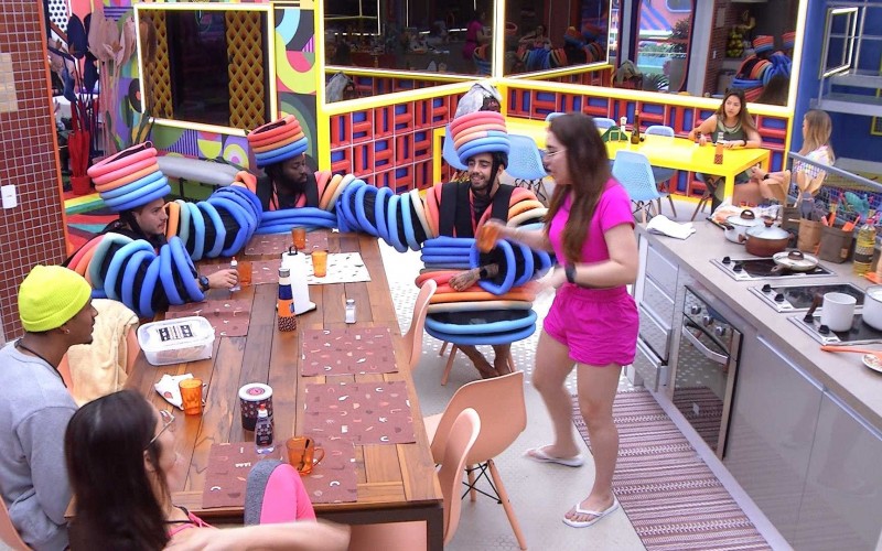 Brothers cantam músicas de Naiara Azevedo no BBB 22