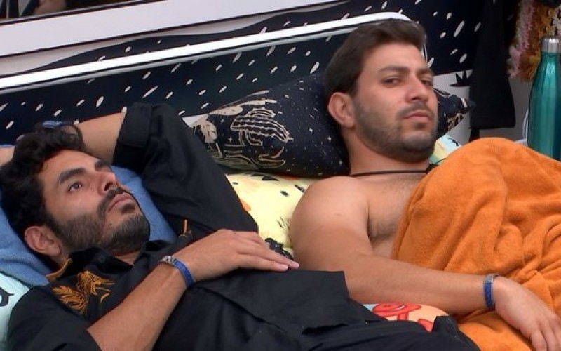 Caio descansa no Quarto Cordel do BBB21