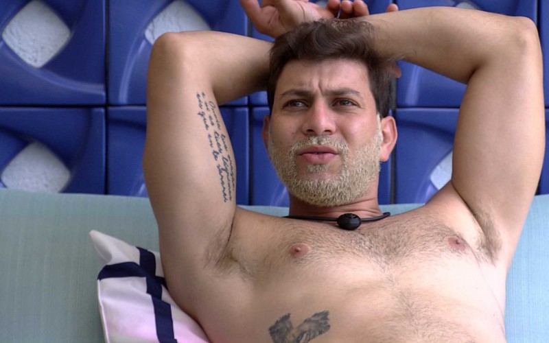 Caio fala sobre Fiuk: ‘Pagando de bonzão, de grandão’