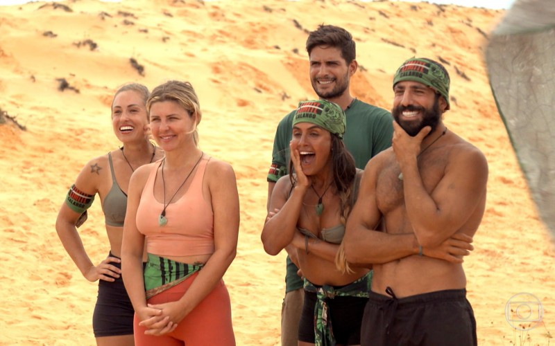 Íris muda de tribo, se decepciona com Viegas e conta pontos fracos da Carcará