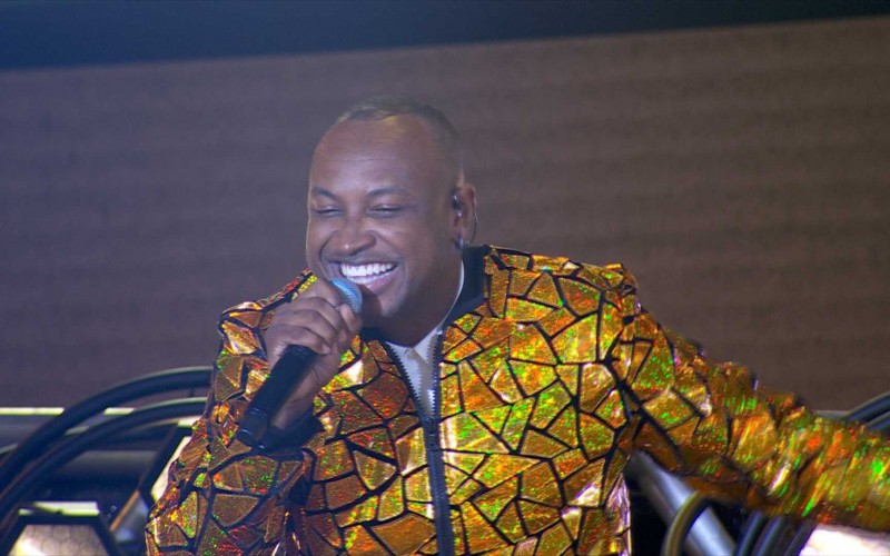 Começa a festa do BBB 24 com entrada triunfal de Thiaguinho