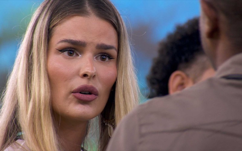 Davi critica Yasmin, e sister joga beijo para o brother