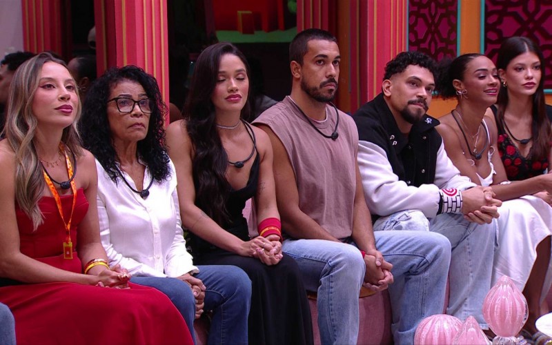 Décimo Paredão do BBB 25: Líder Renata indica Aline
