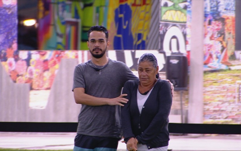 Delma e João Gabriel são eliminados da 8ª Prova do Líder