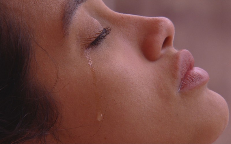 Emparedada, Eva chora sozinha no Quarto Nordeste