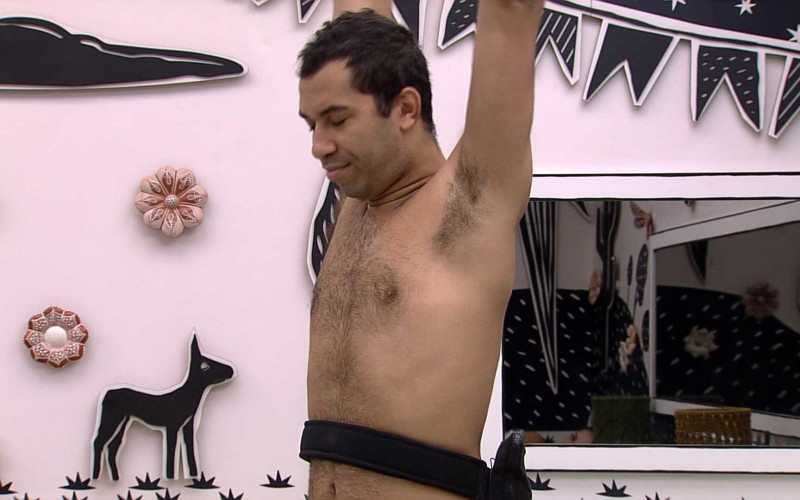 Emparedado, Gilberto canta no Quarto Cordel