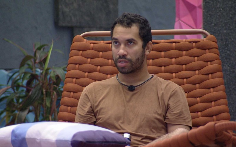 Emparedado, Gilberto reflete sobre BBB21: 