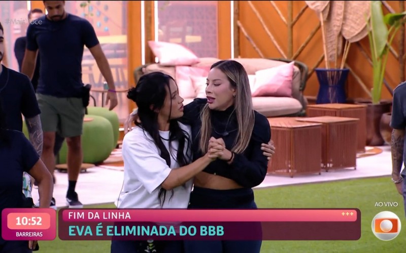 Eva toma café da manhã com Ana Maria Braga no Mais Você
