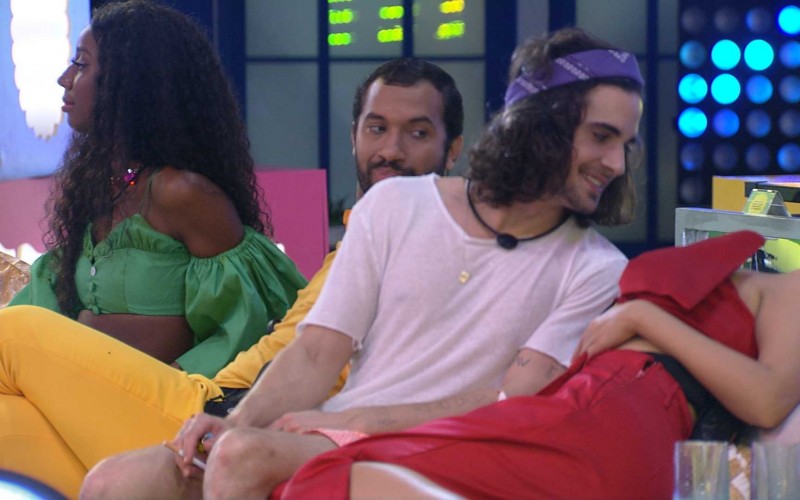 Fiuk pede a Juliette em festa do BBB21: 