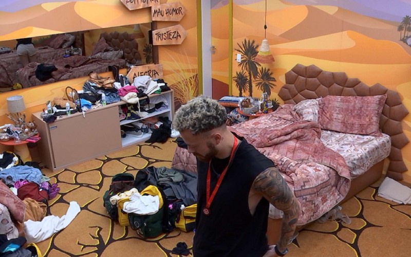 Fred reclama de veto da Prova do Anjo e de Castigo do Monstro