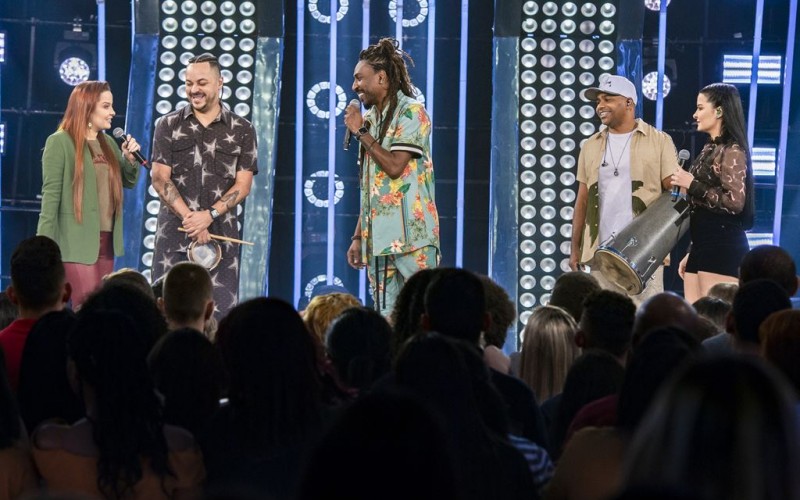 Fundo de Quintal e Pixote agitam festa deste sábado no BBB 23