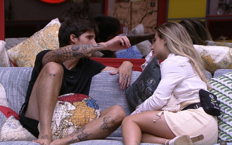 Gabriel conversa com Bruna: 