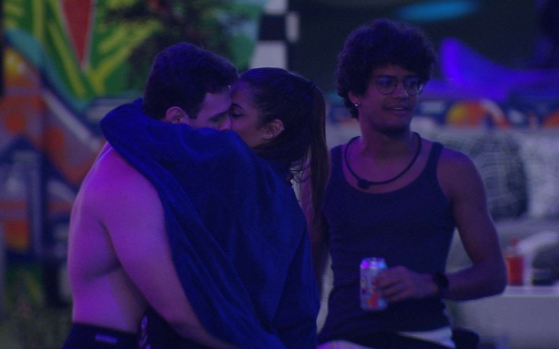 Gustavo comenta beijo em Key Alves: ‘Não me arrependo’