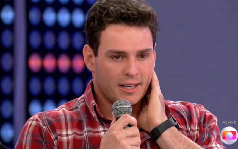 Gustavo vê reação de Key Alves após sua eliminação: 