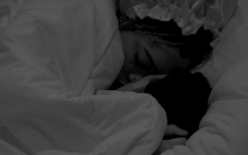 João Gabriel e Thamiris se beijam no BBB 25