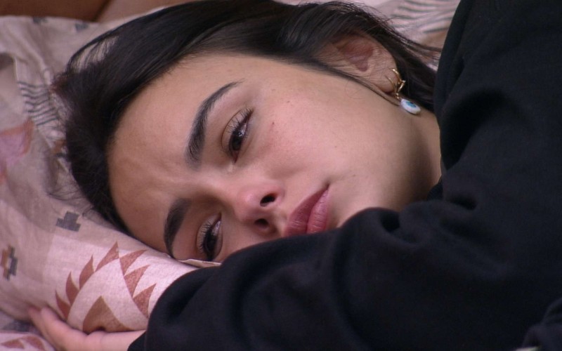 Larissa chora após Fred ir para o Quarto Branco do BBB 23