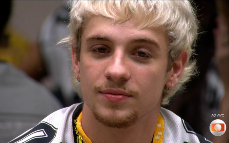 Líder Juliano Floss indica Jordana ao 14º Paredão do BBB 26