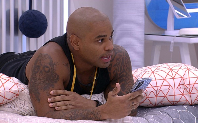 Live do Líder Cezar no BBB 23; acompanhe aqui!