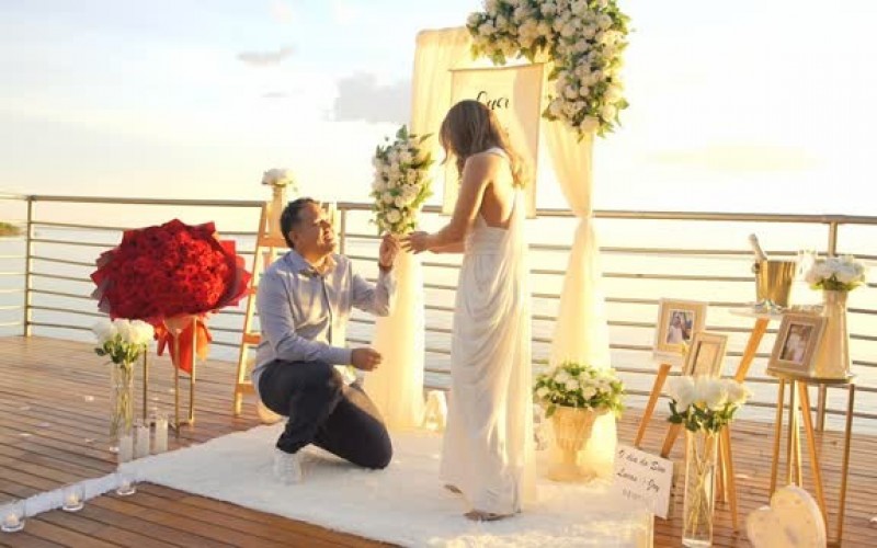 Lucas Buda anuncia noivado